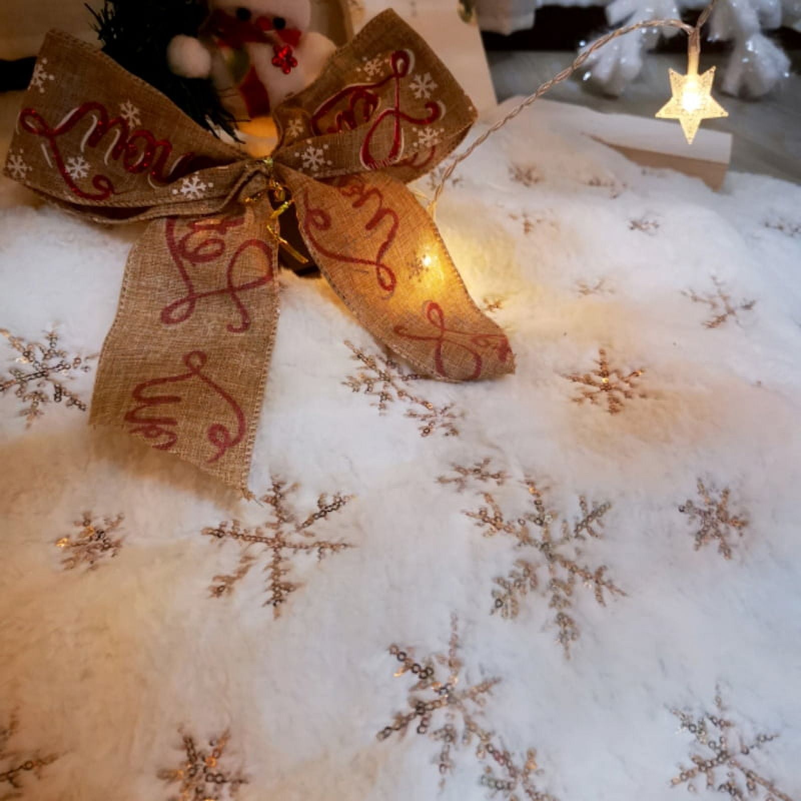 "Snowlflake Christmas Tree Skirt, Large Snowy White Fur Tree Skirt with Snowy Pattern for Christmas Decorations (Gold,Silver,Multicolor)"