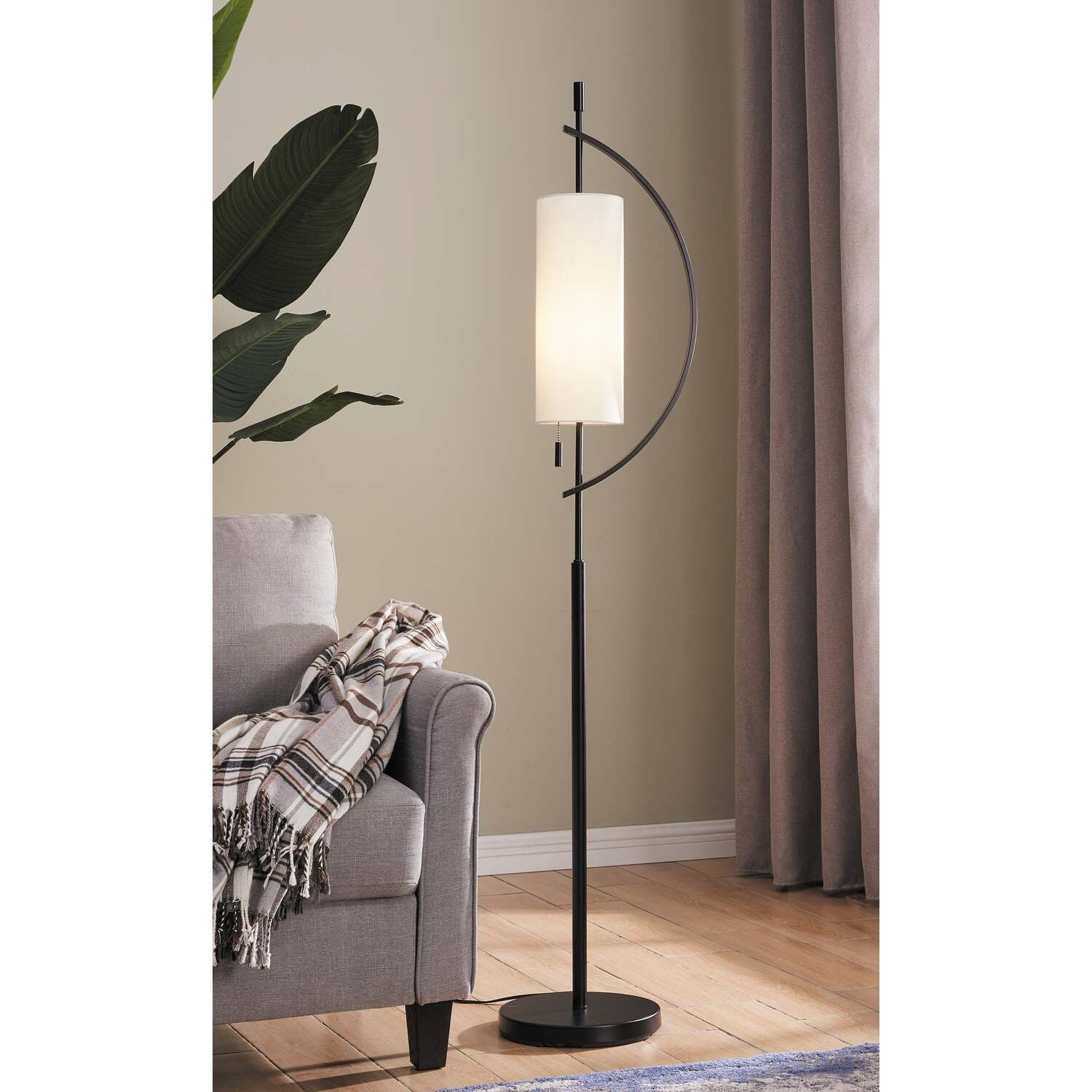 Lite Source Renessa Floor Lamp