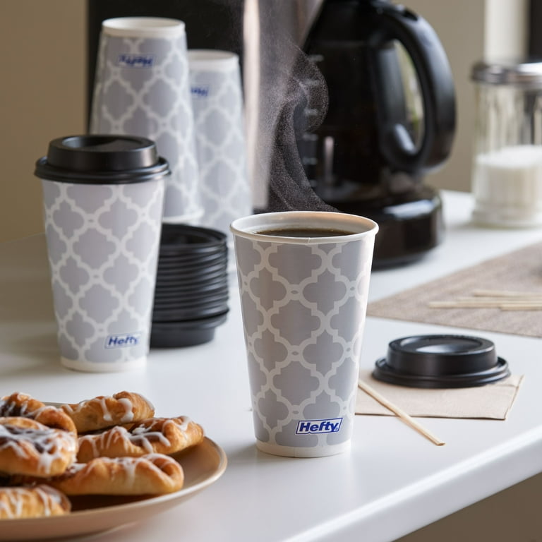 Hefty Double-Wall Insulated Disposable Coffee Cups with Lids, 16