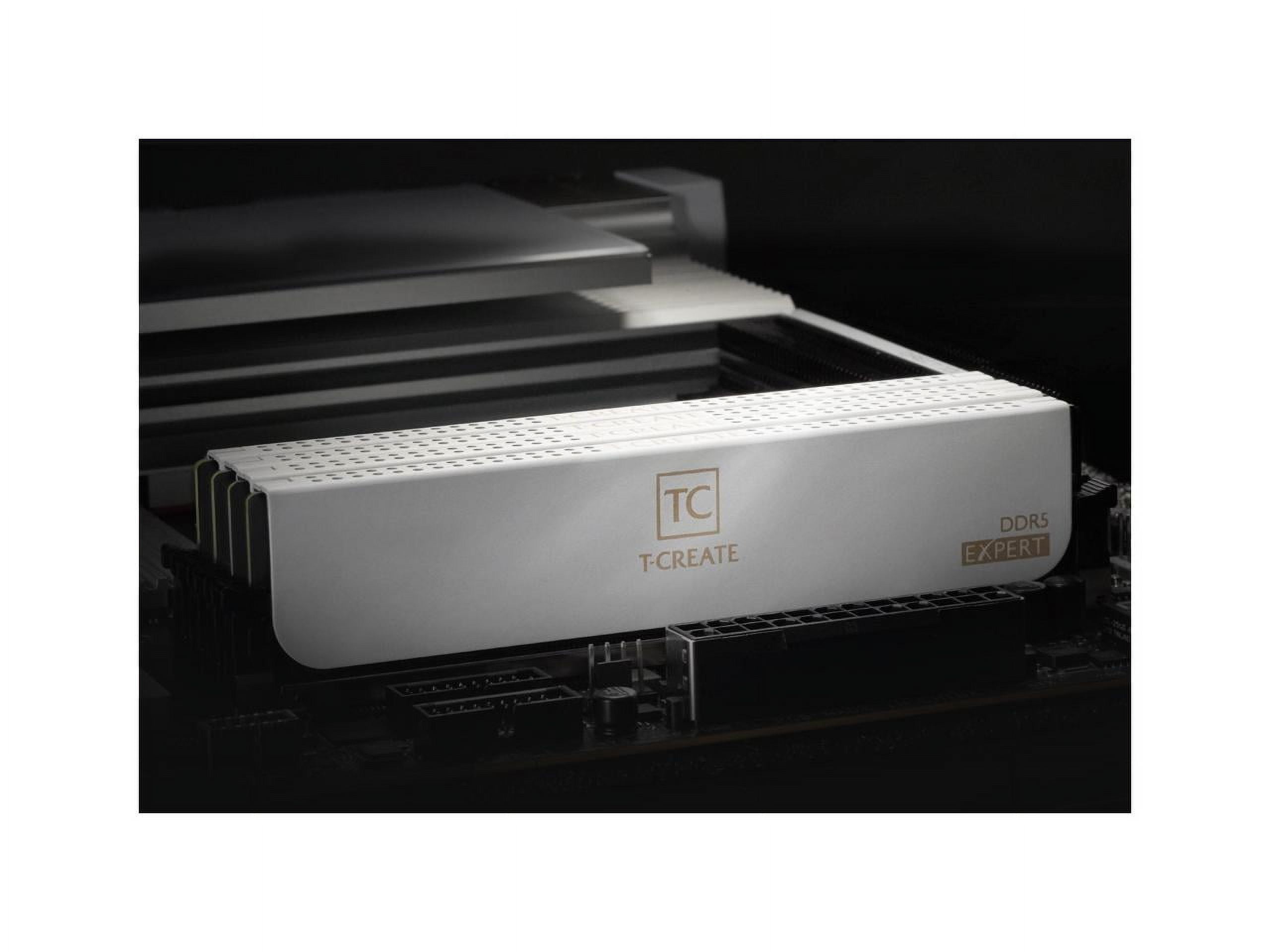 Team Group T-CREATE EXPERT 32GB (2 x 16GB) 288-Pin PC RAM DDR5