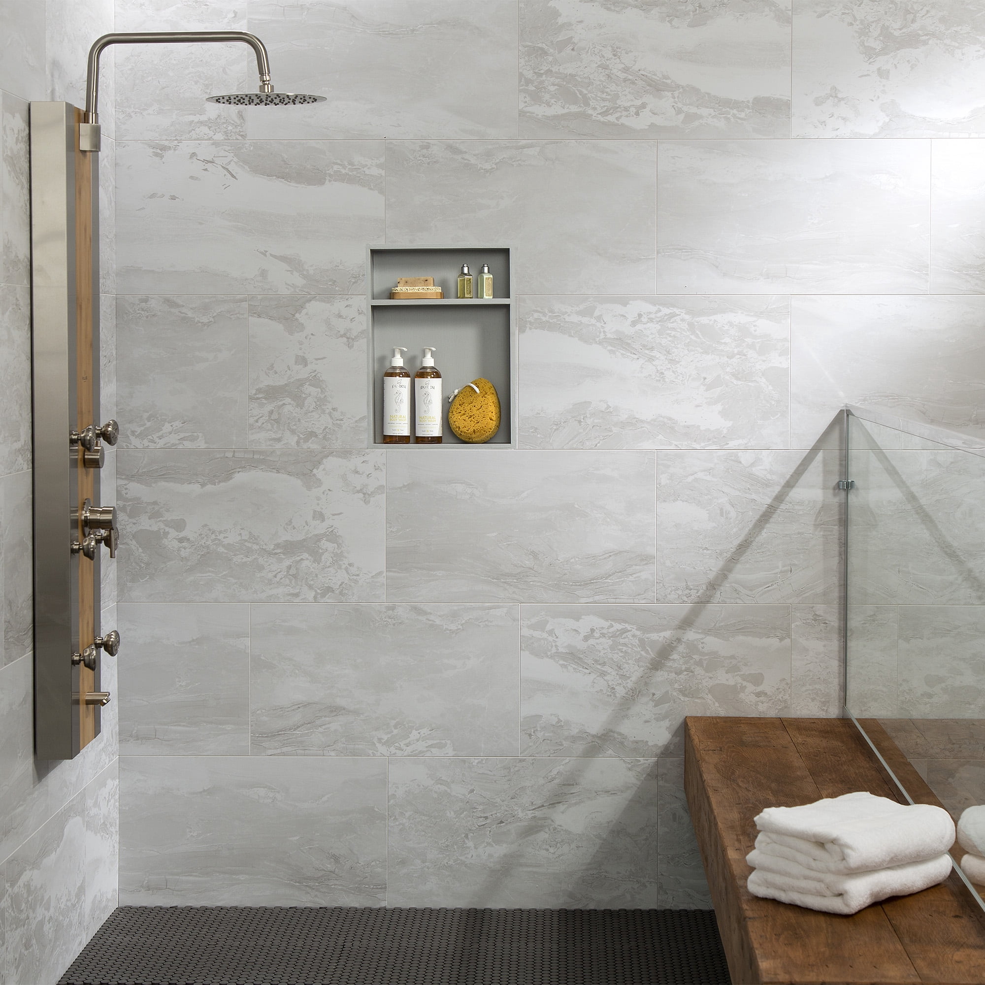 Palisade 25.6in x 14.8in Vinyl Wall Tile in Iced Pewter