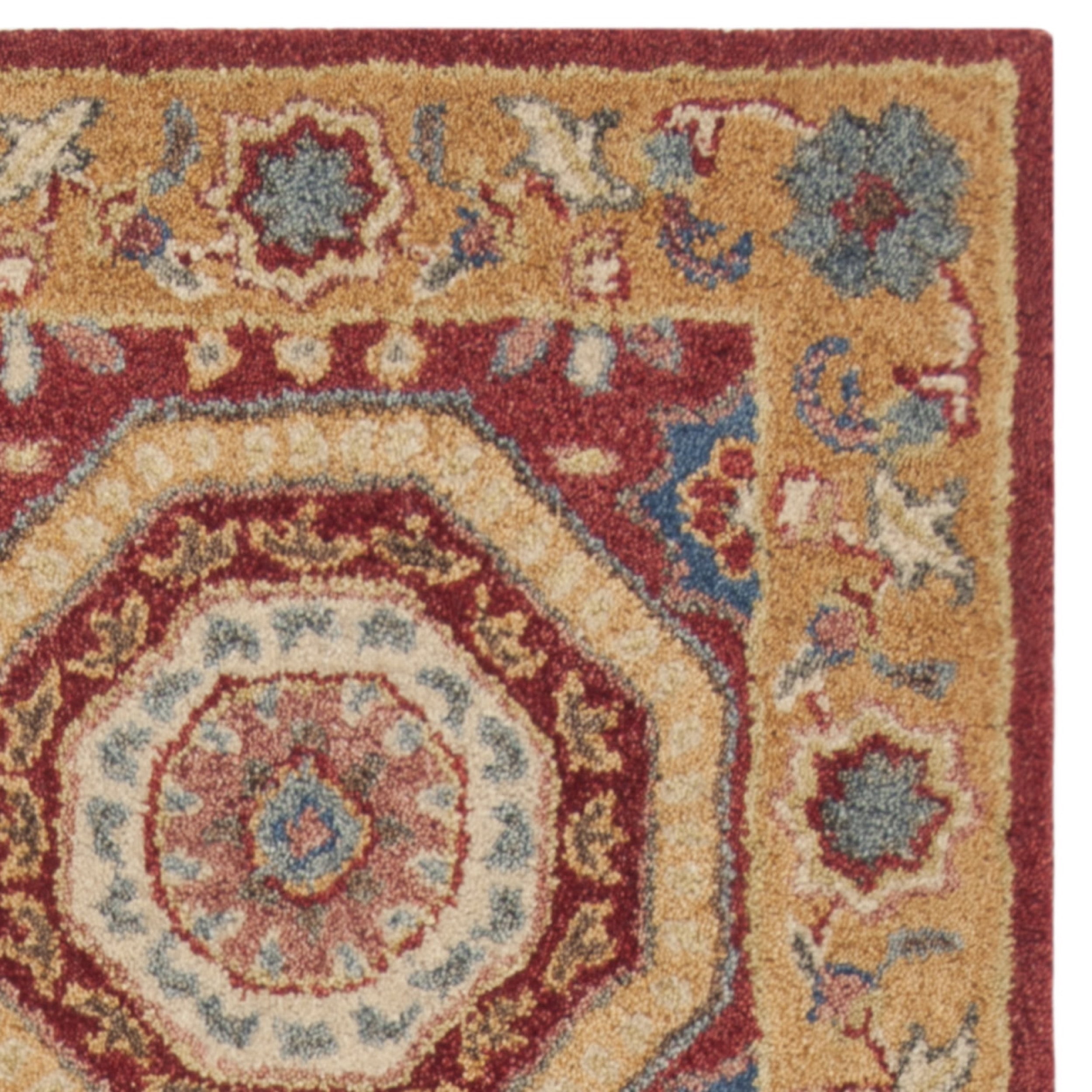 SAFAVIEH Antiquity Kynaston Traditional Wool Runner Rug, Red/Orange, 2'3" x 8'