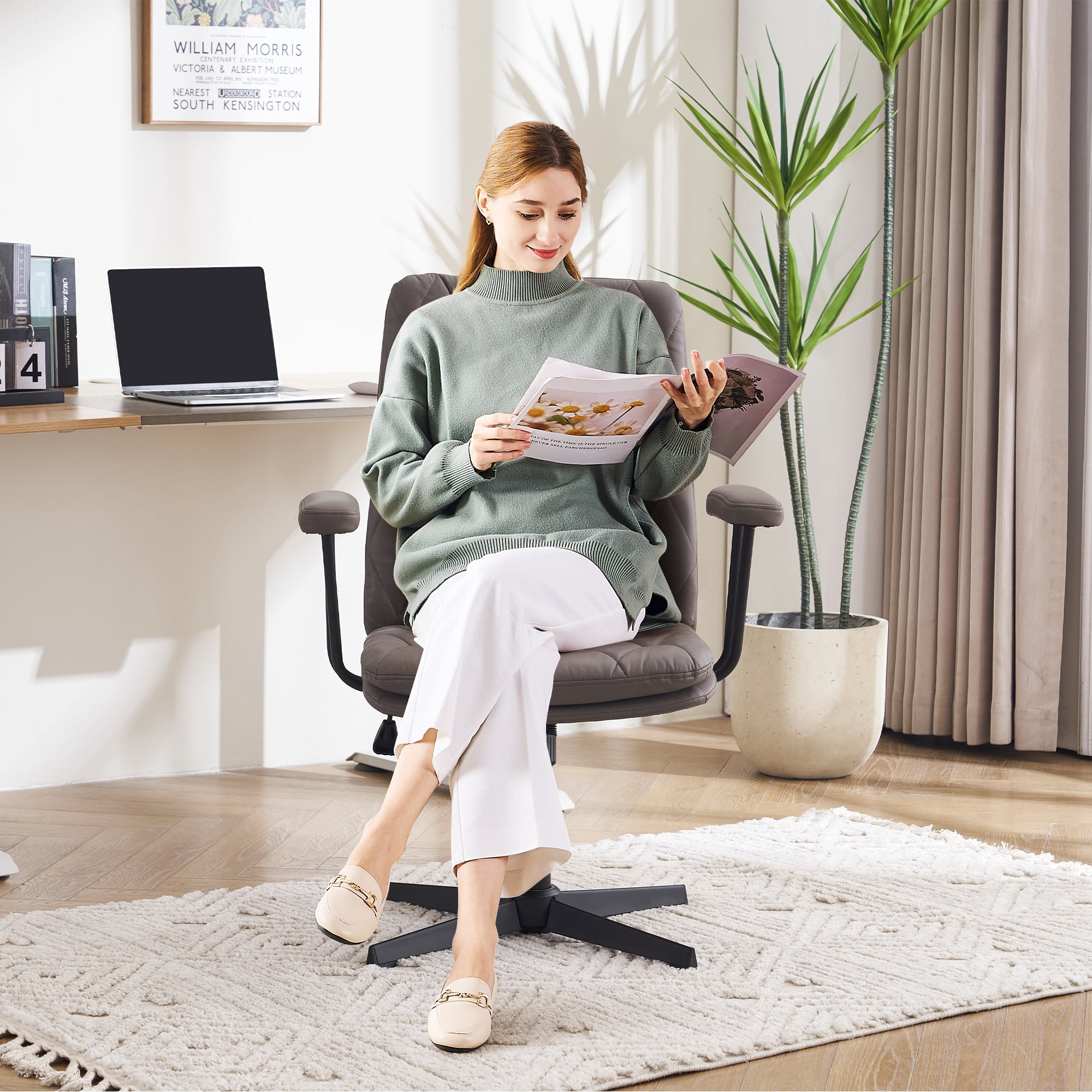EYYTHUNG Swivel Home Desk Chair with Arms, Adjustable Working Computer Chair, No Wheels, Brown