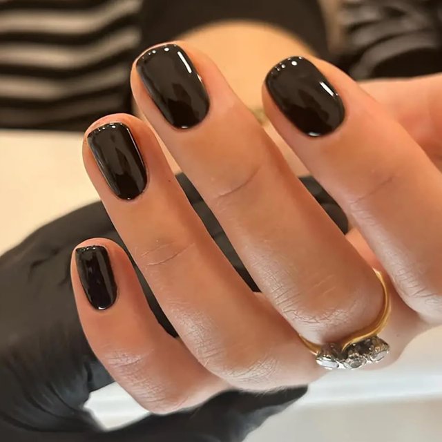 Black Press On Nails - Short Square Press On Nails, Glue On Nails Short Fake Nails, Nail Press Ons 16 Sizes - 32Pcs Reusable Soft Gel Artificial False Nails Tips Kit