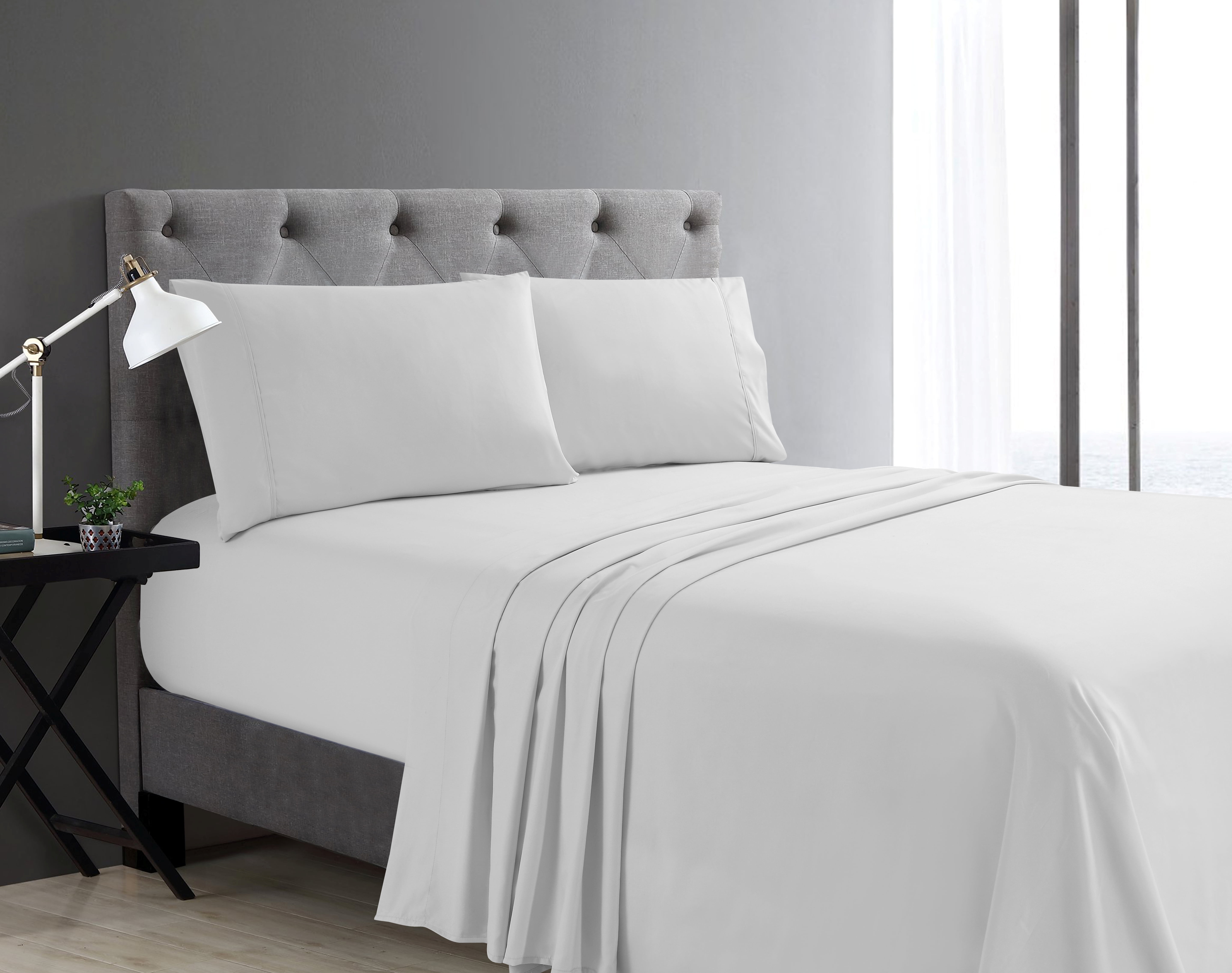 Swift Home Basic 4-Piece Queen Size Sheet Set, Ultra Soft, Deep Pocket, Easy Care Bedding Set, White