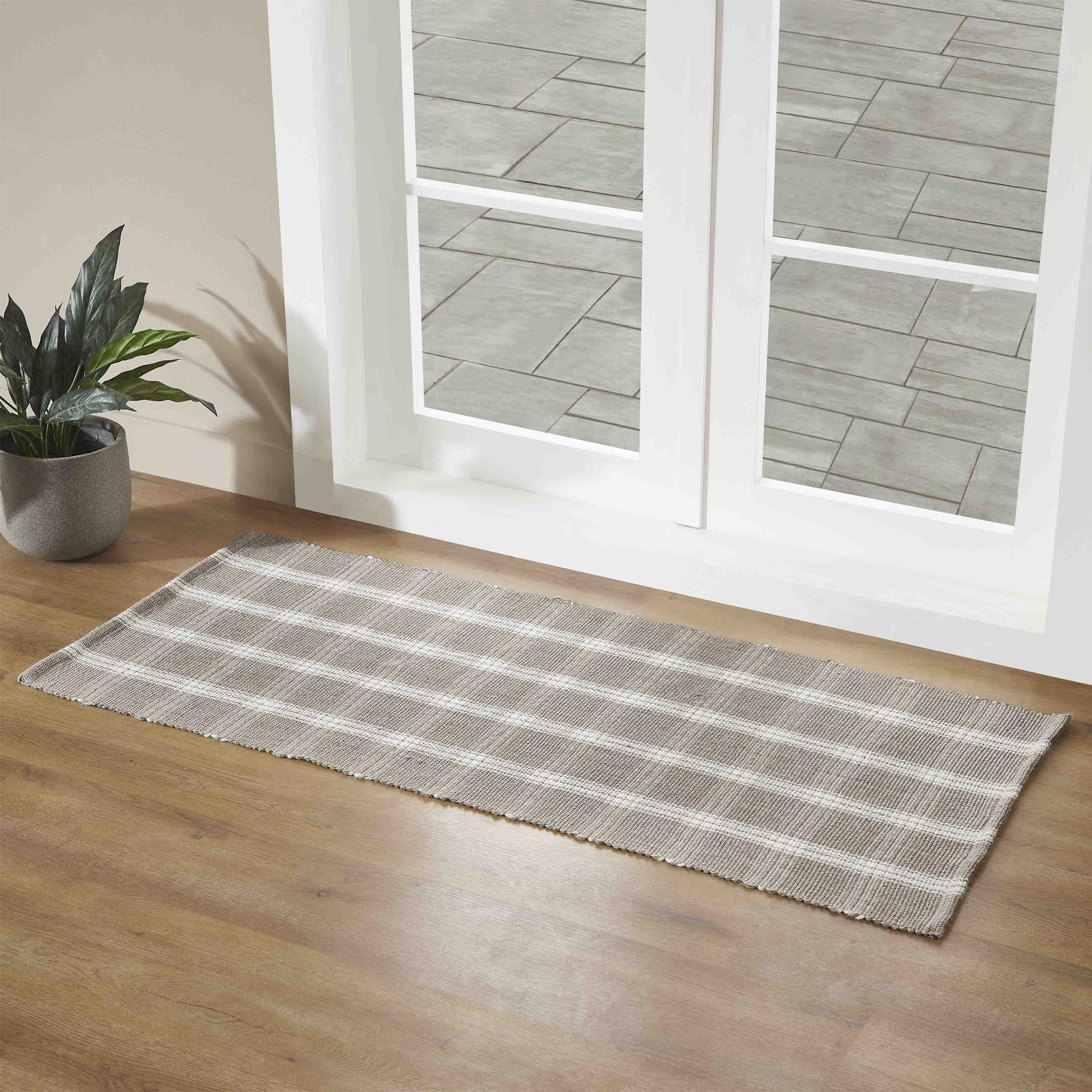 My Texas House Tanner Check Indoor/Outdoor Layering Rug, Taupe, 24 in x 55 in