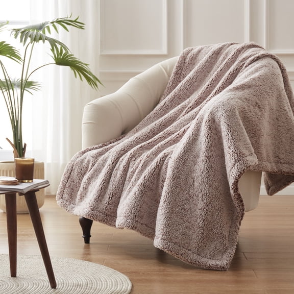 Kata Westinghouse Electric Blankets Heated Throw with Soft Cozy Sherpa RUST Sherpa Solid Color