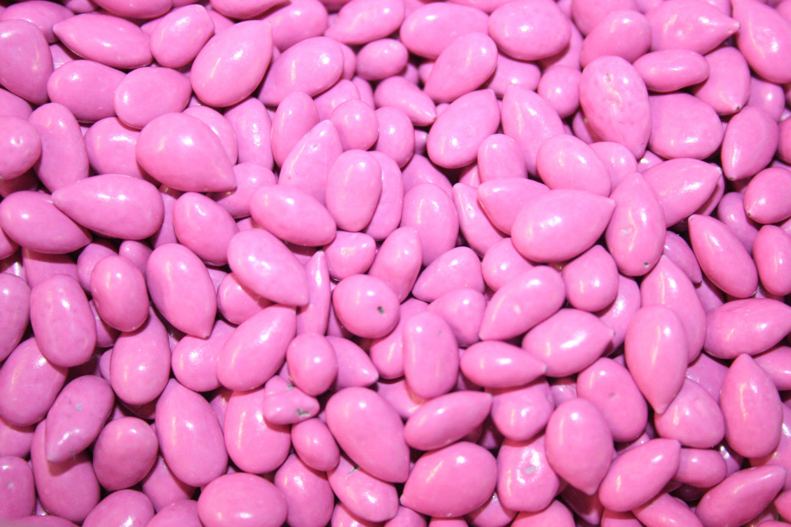 CHOCOLATE COVERED SUNFLOWER SEEDS PINK, 1LB