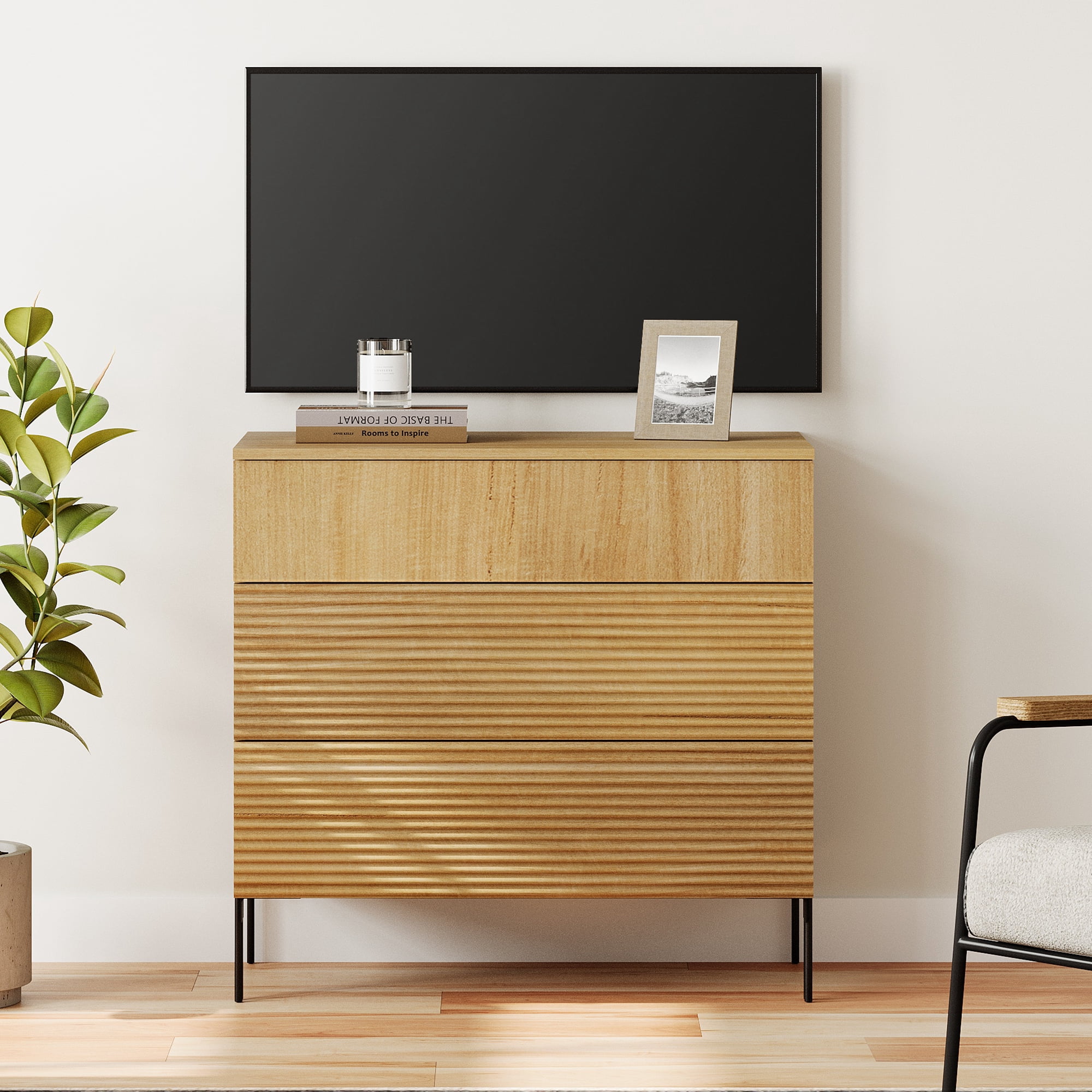 31.5" Reeded Dresser TV Stand, Modern Minimalist Entertainment Center, Wooden TV Console with Storage for Living Room,Bedroom