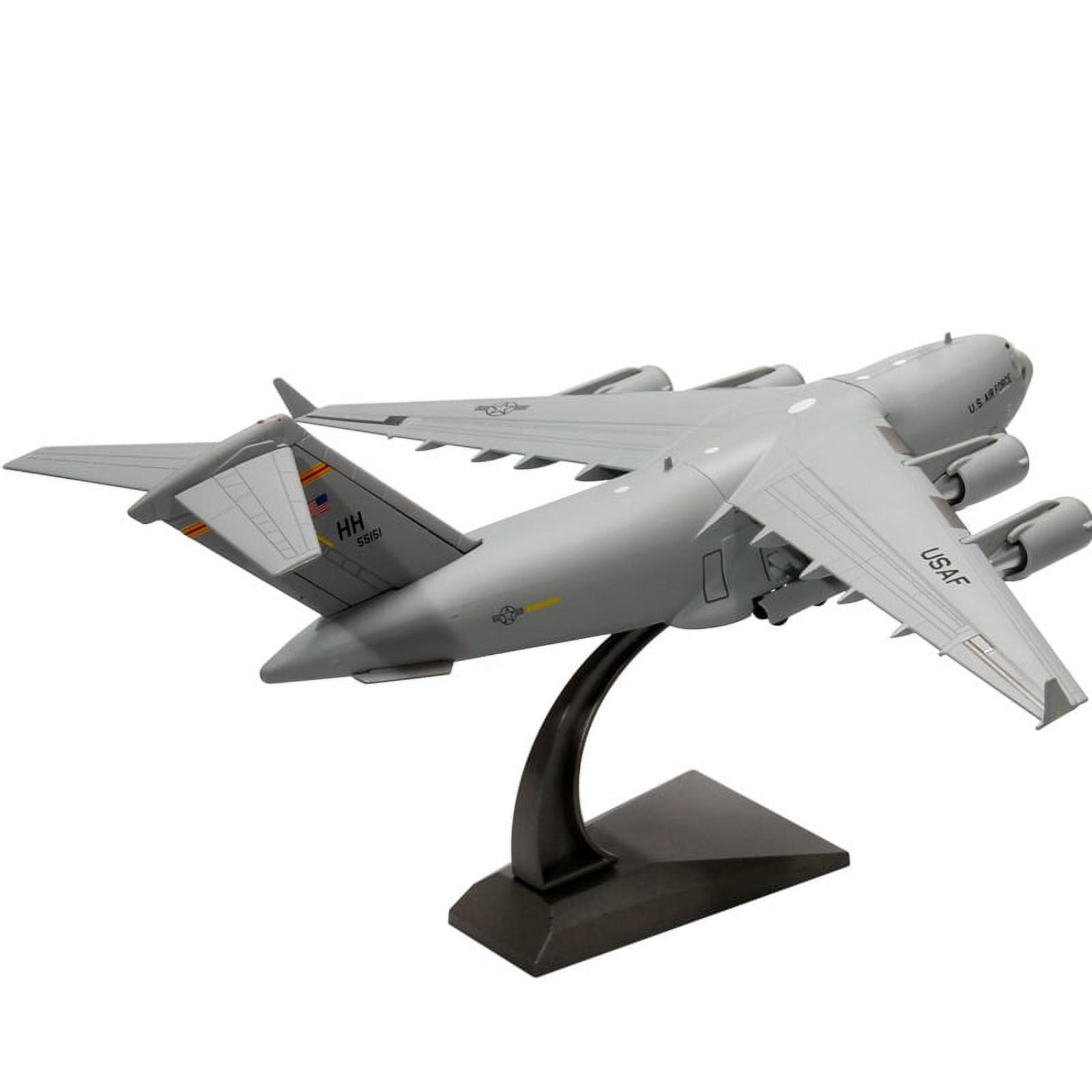 1:200 Scale C-17 Transport Aircraft Model for Collectors and Enthusiasts Plane Toys