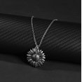 thumbnail image 4 of Collar de girasol (plata), colgante grabado que se puede abrir, collar creativo de moda, regalo de pareja de joyería versátil JM, 4 of 5