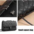 thumbnail image 3 of Bolso bandolera de moda para mujer, estilo informal, tipo mensajero, tipo cartera, con cadena, 3 of 5