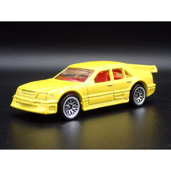 Open Box 1993-1999 MERCEDES-BENZ C CLASS YELLOW 1:64 SCALE COLLECTIBLE DIECAST MODEL CAR