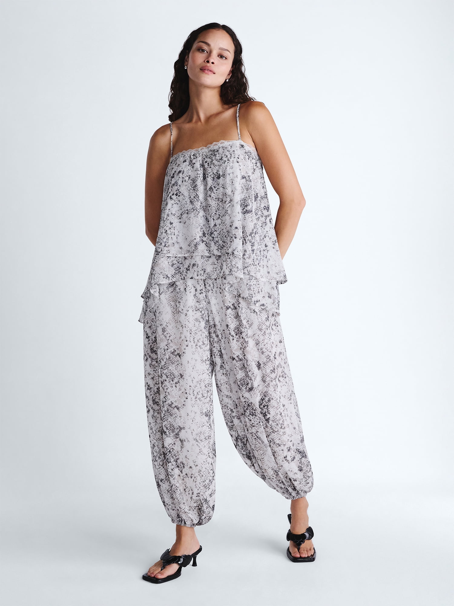 Scoop Women's and Women's Plus Pull on Harem Pant, Sizes XS-4X
