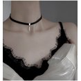 thumbnail image 2 of Gargantilla Mujer Piel Negra TUNC Sencillez, 2 of 5
