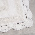 thumbnail image 2 of Juego de alfombrillas de baño Laura Ashley reversibles de ganchillo 100% algodón, 2 of 8