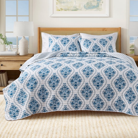 Coastal Quilt Set - Lightweight, Soft, All-Season - 2-Piece Reversible Nautical Bedding Set (Twin / Twin XL, Nautical Medallion)