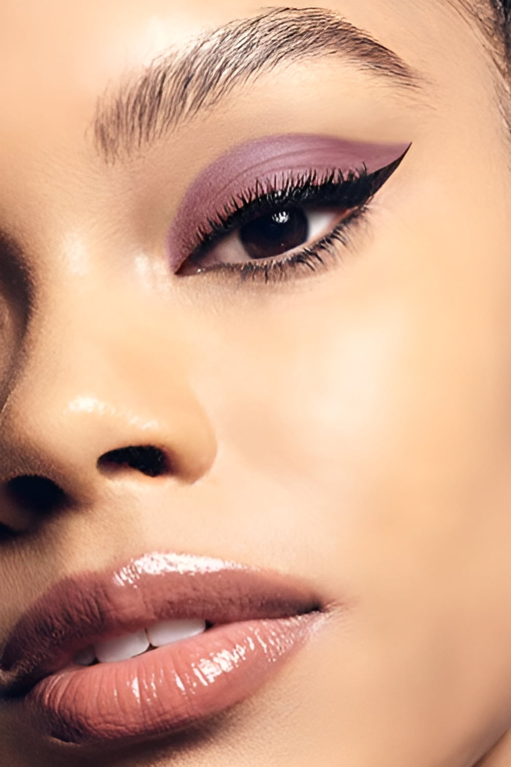 Suede Shade Liquid Eyeshadow - Bust A Mauve by Stila for Women - 0.153 oz Eye Shadow