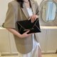 thumbnail image 5 of Bolso de mano de noche de fieltro para mujer, Bolso pequeño, monedero tipo sobre para mujer (negro), 5 of 8
