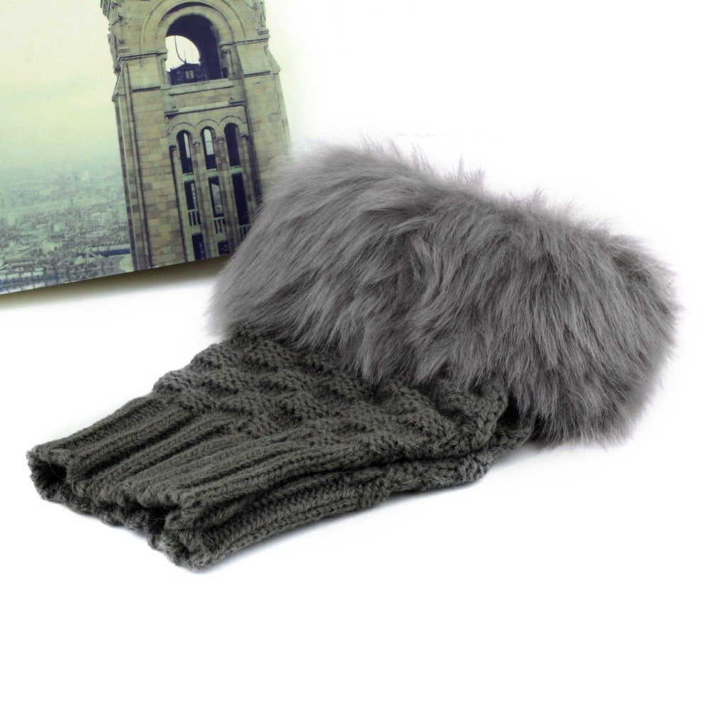 fingerless gloves with fur trim