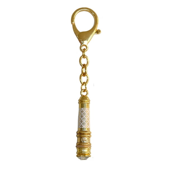 Feng Shui White Vajrasatva Mantra Wand Amelet Keychain