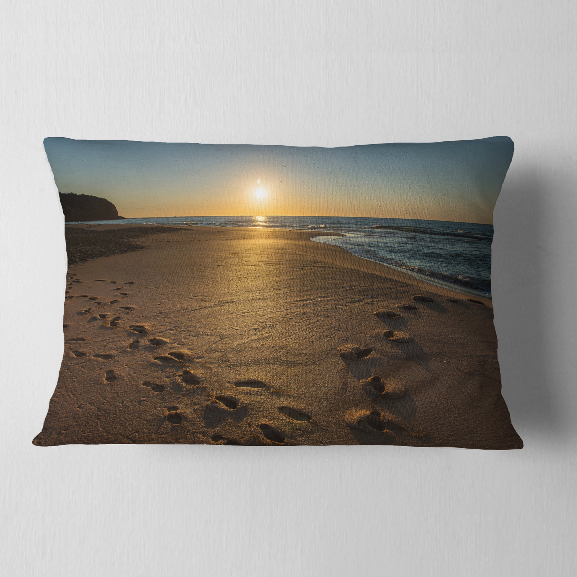 Designart Sydney Seashore at Sunrise - Seascape Throw Pillow - 12x20