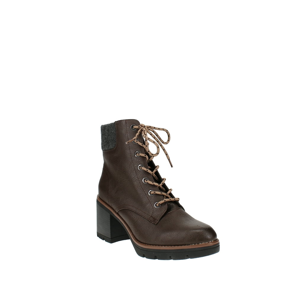 naturalizer 7.5 wide