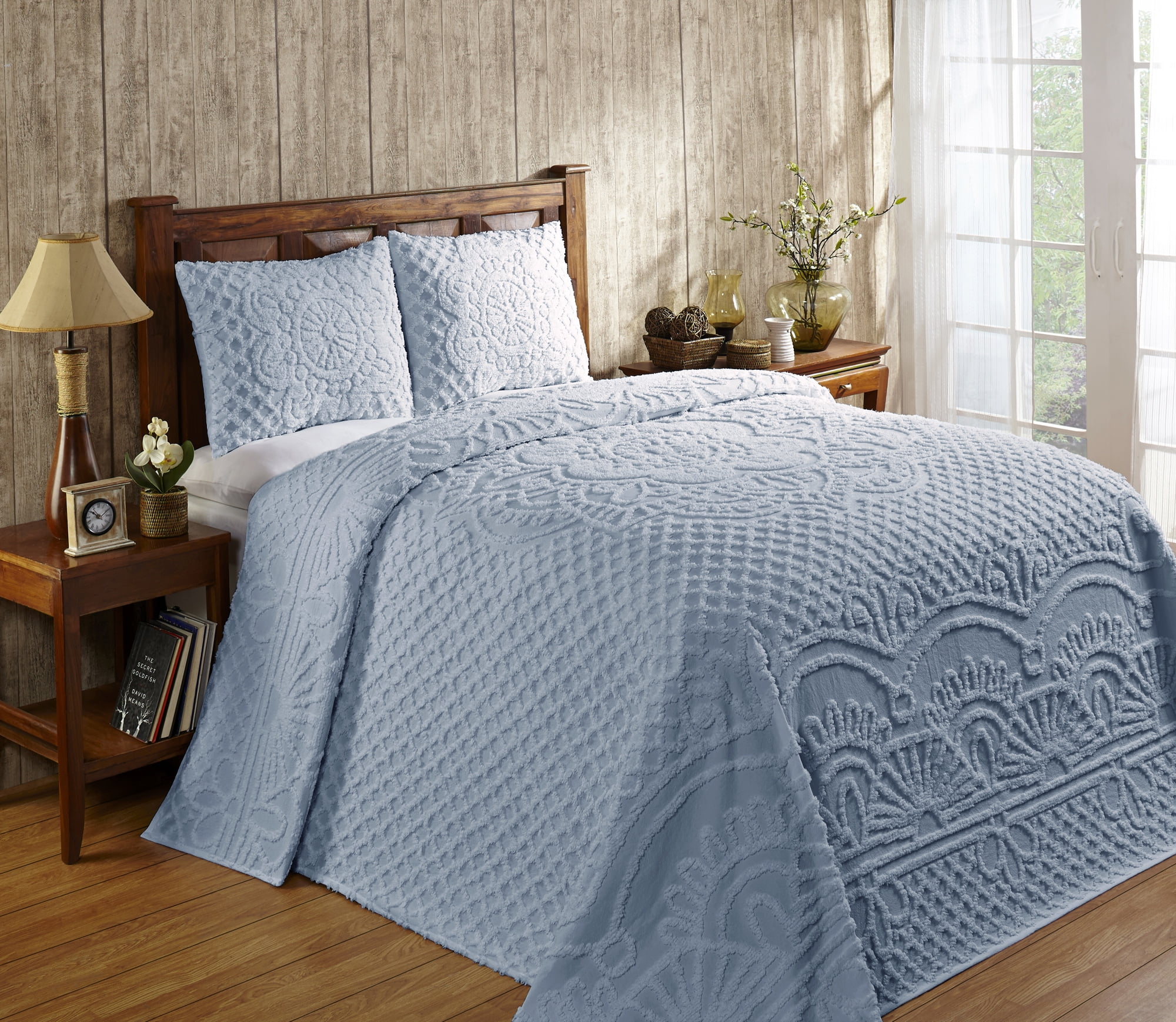 Better Trends Trevor Double Bedspread with 2 Standard Shams, Blue
