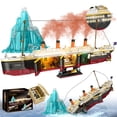 thumbnail image 1 of Juego de bloques de construcción LeBrickCRT Titanic 2288 piezas con luz, 1 of 7