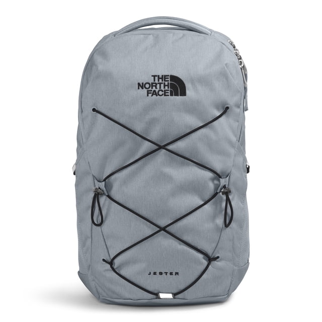 mochila the north face jester everyday laptop 28l gris medio oscuro jaspeado y negro TNF, vista frontal centrada con silueta rectangular, cordón elástico frontal en X, logo THE NORTH FACE en negro, asa superior acolchada, cremallera doble y bolsillos laterales para botellas; correas y panel trasero FlexVent indicados en el borde para soporte ventilado; adecuada también como mochila urbana diaria para laptop y accesorios.