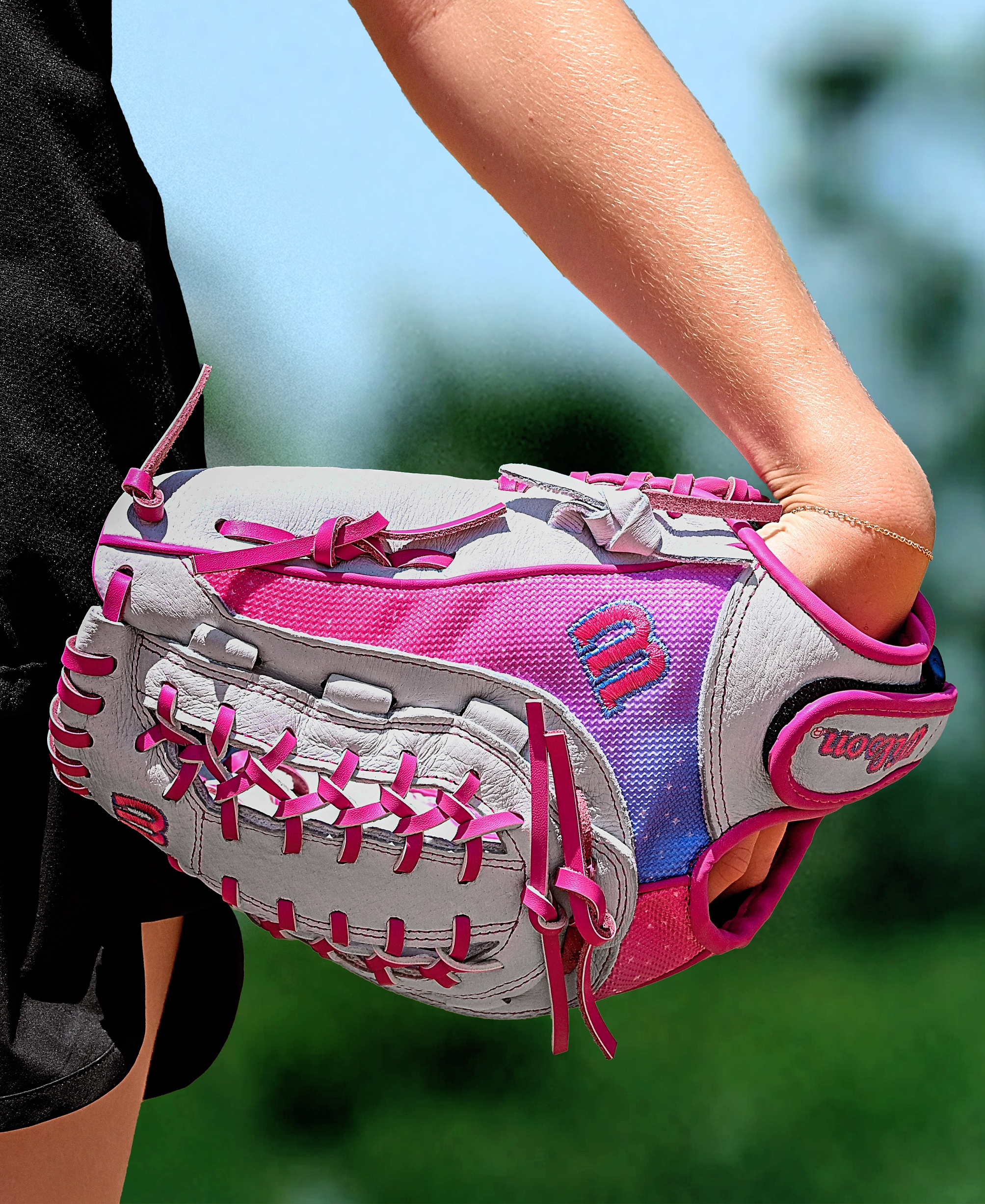 Wilson A440 Flash 12" Youth Fastpitch Softball Glove photo 7