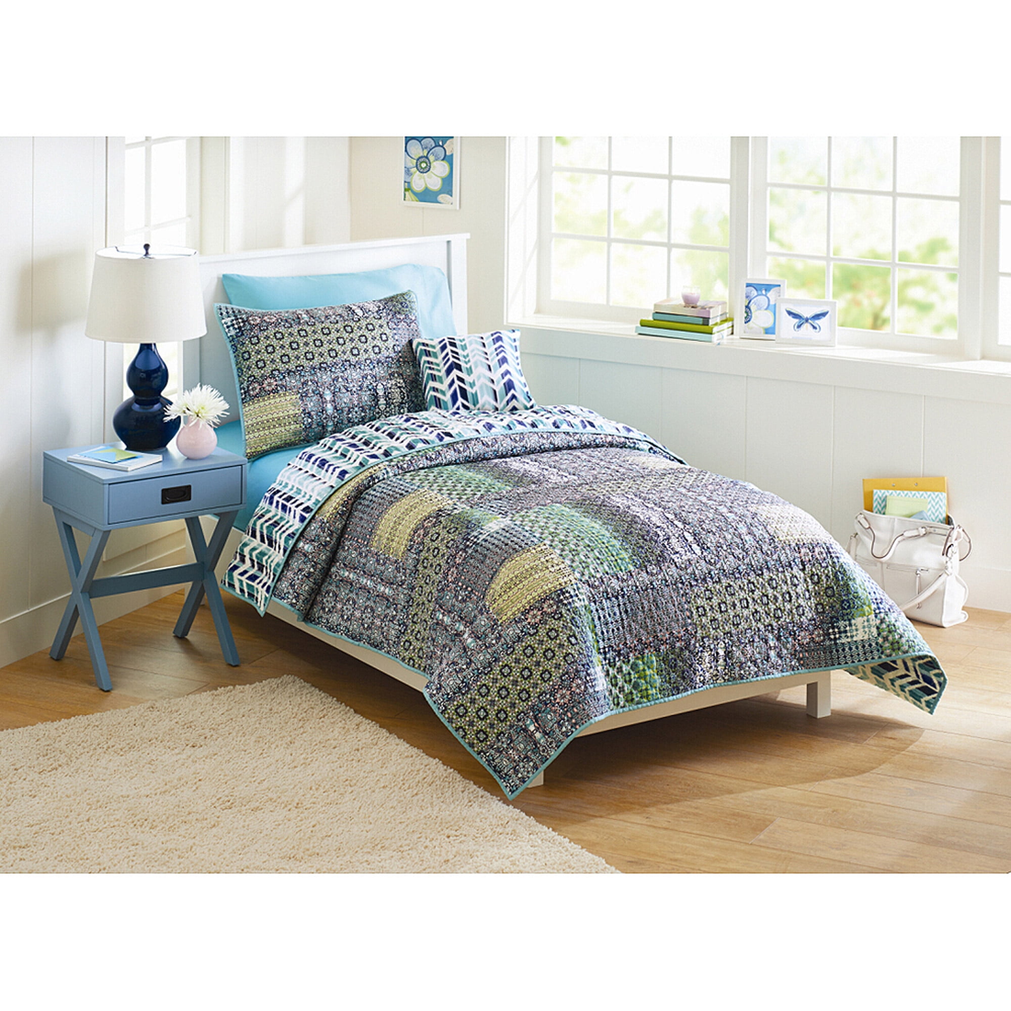 Better Homes and Gardens Global Patchwork Quilt Bedding Set - Walmart.com