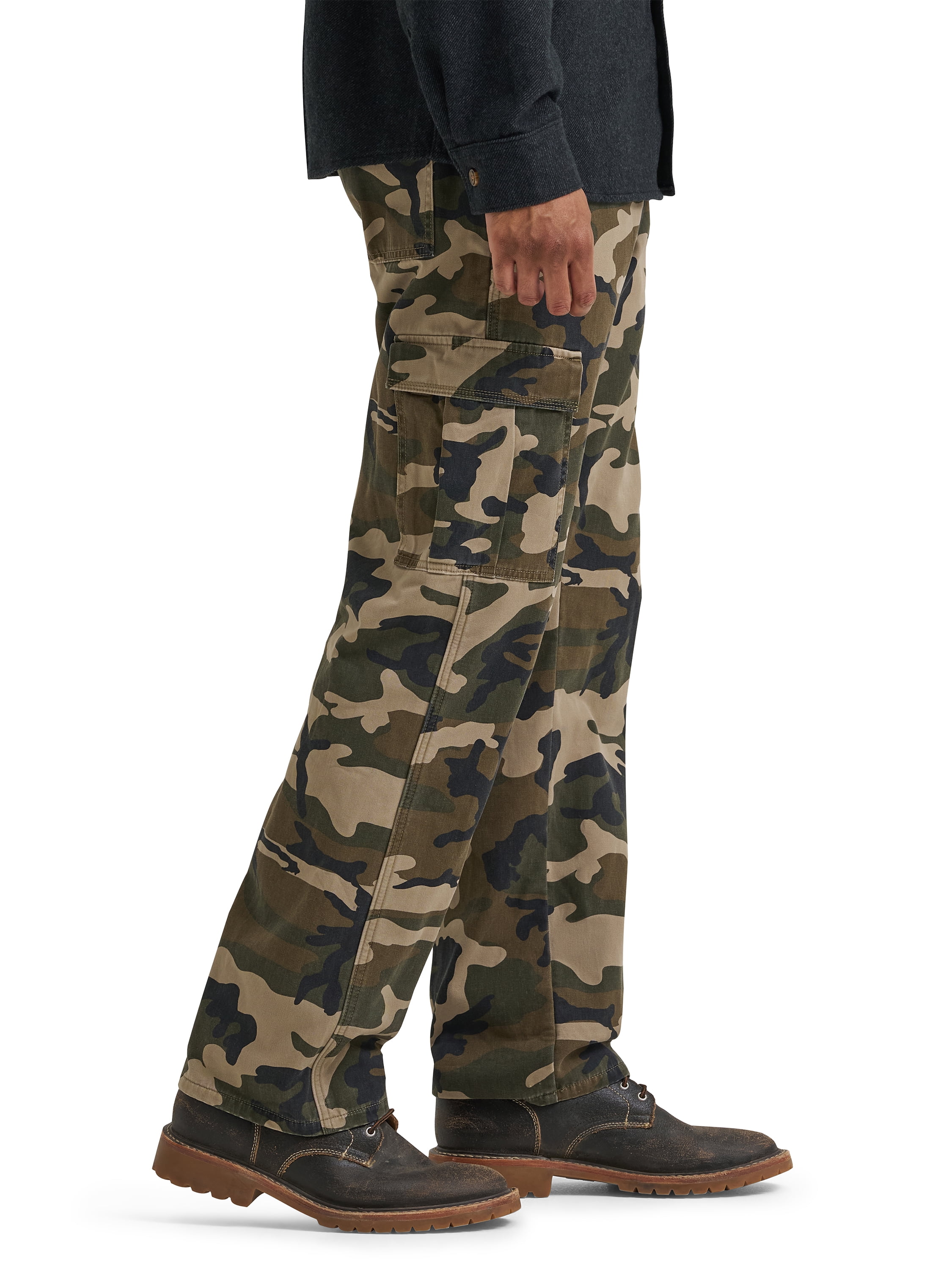Wrangler Men's and Big Men's Relaxed Fit Fleece Lined Cargo Pant 29X30-48X30
