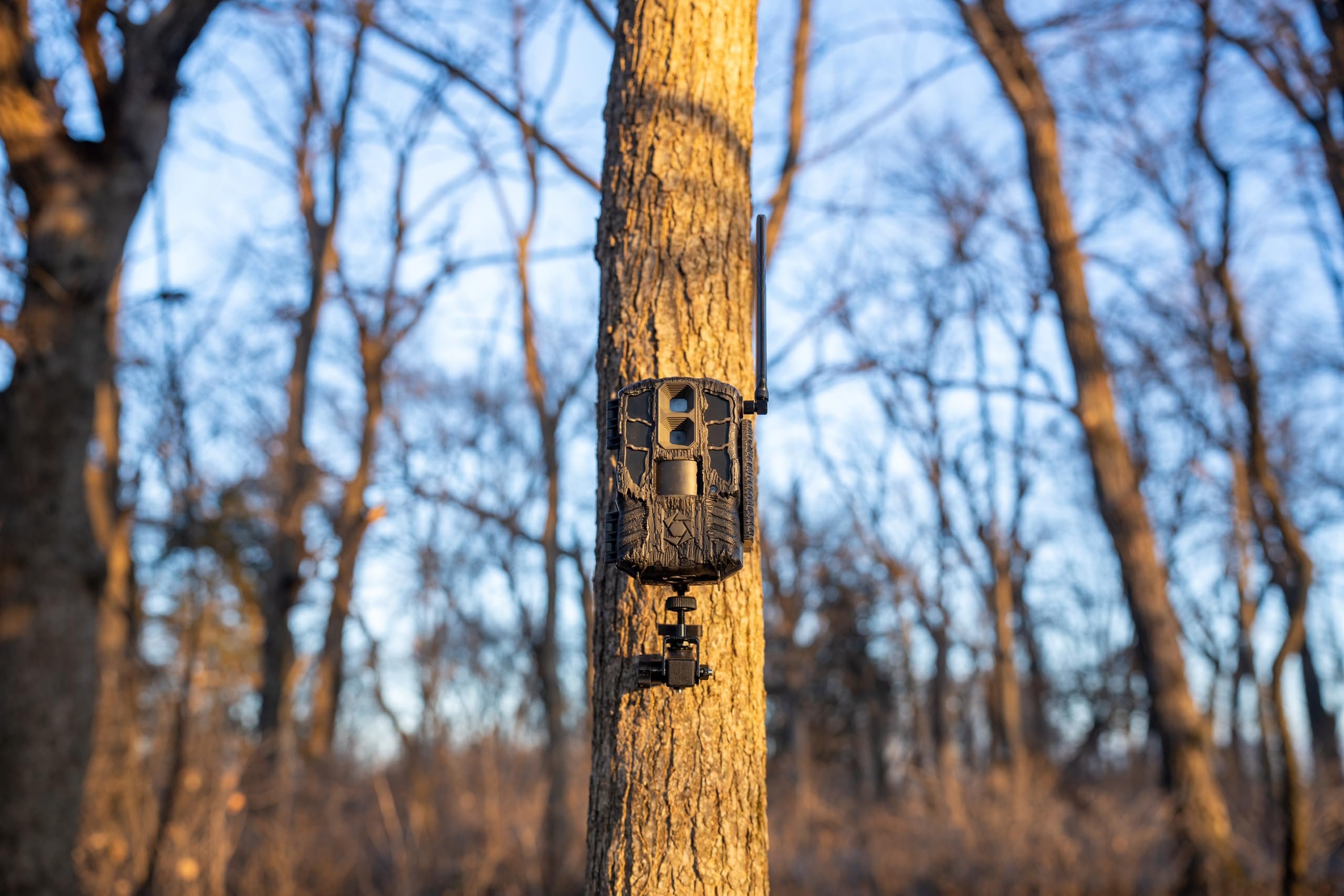 Stealth Cam Spectre 4K Dual-Core Cellular Trail Camera - 40MP - 4K Video - 80Ft Detection