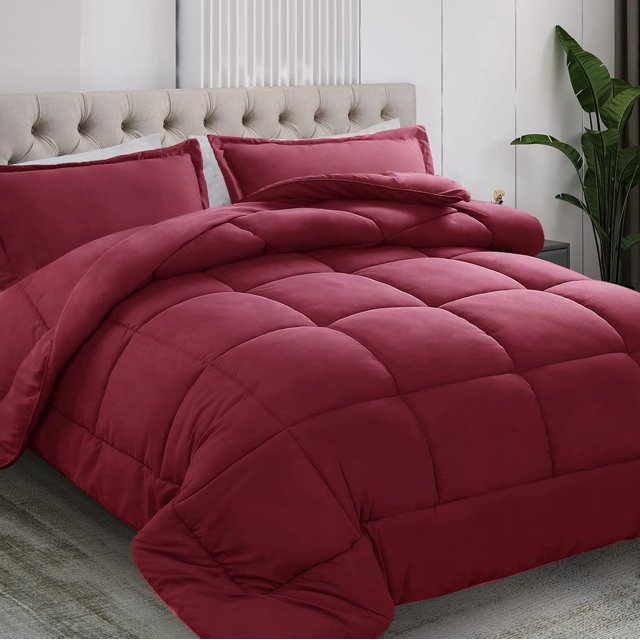 All Season Queen Size Comforter Set Premium GSM Soft Quilted Down Alternative Comforter+ Pillow Shams with Corner TabsMachine Washable Queen( * )