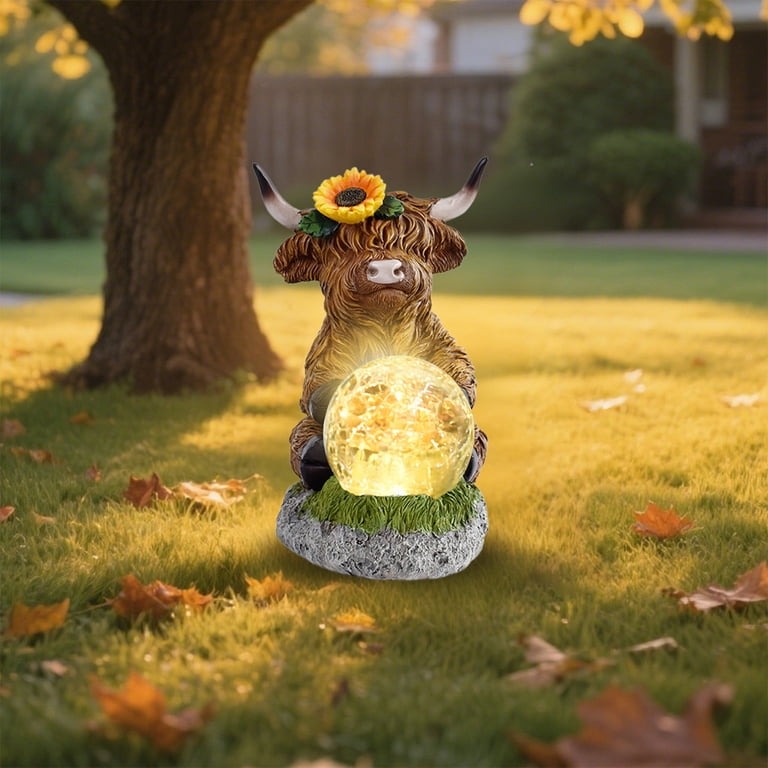 Decorazione Giardino Esterno Statua Mucca Delle Highland Con Luce Solare – Decorazione Da Esterno In Resina, Per Giardino, Patio, Balcone, Regalo Originale Statua Mucca Highland Luci Solari