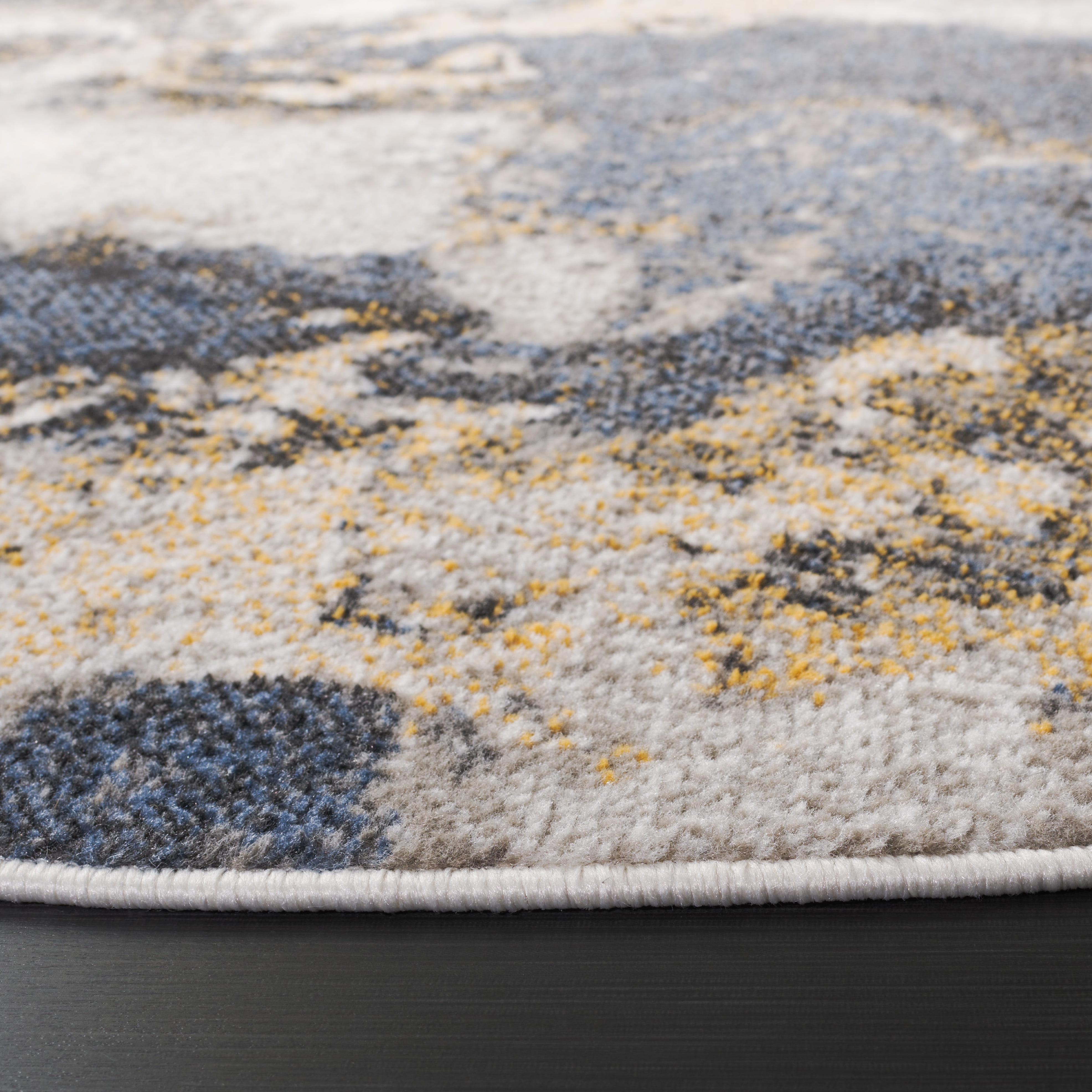 SAFAVIEH Pyramid Luis Abstract Area Rug, Grey/Navy Gold, 6'7" x 6'7" Round