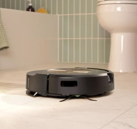 iRobot Roomba Combo j9 Max Robot Vacuum and Mop + AutoEmpty Dock