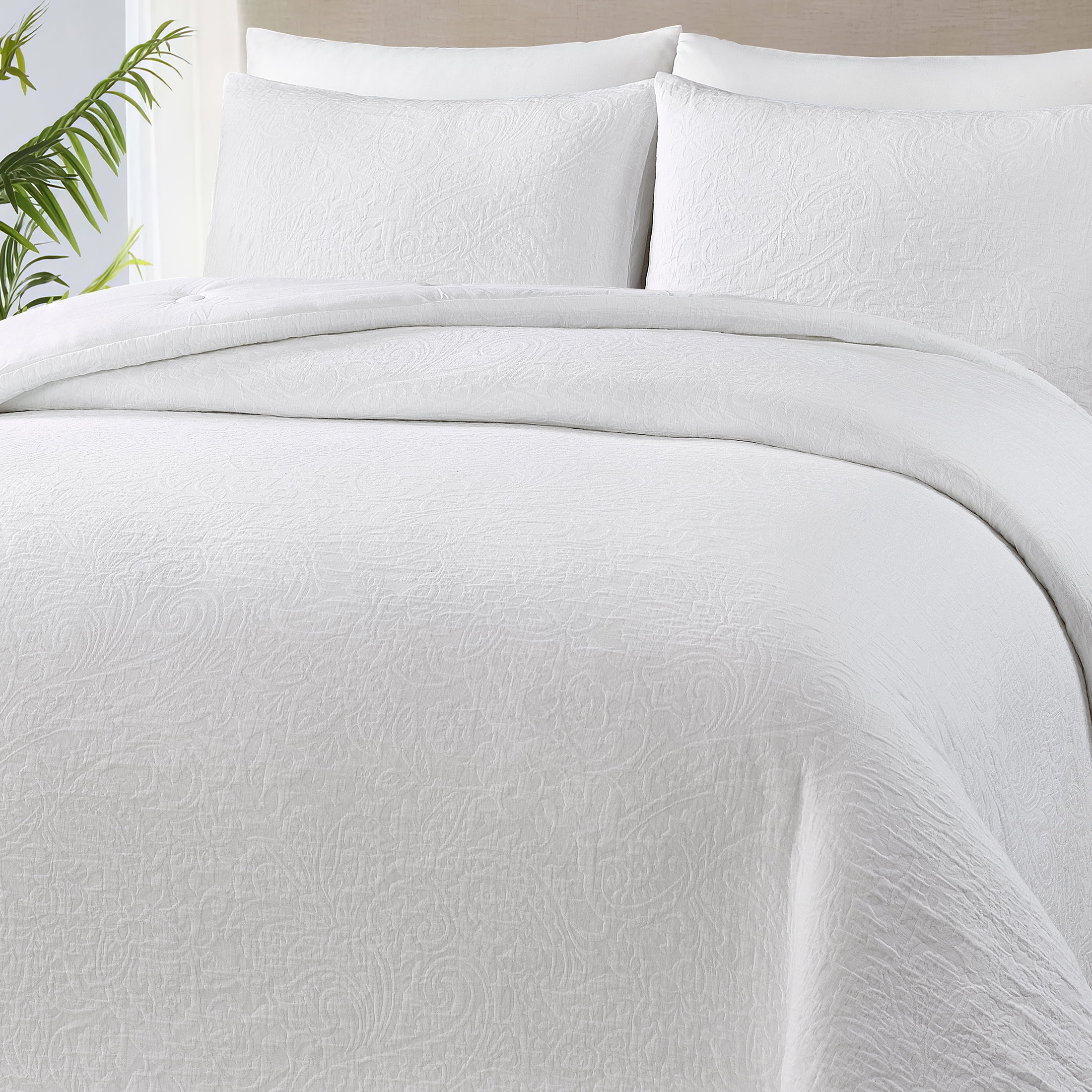 Better Homes & Gardens 3-Piece White Floral Comforter Set, King