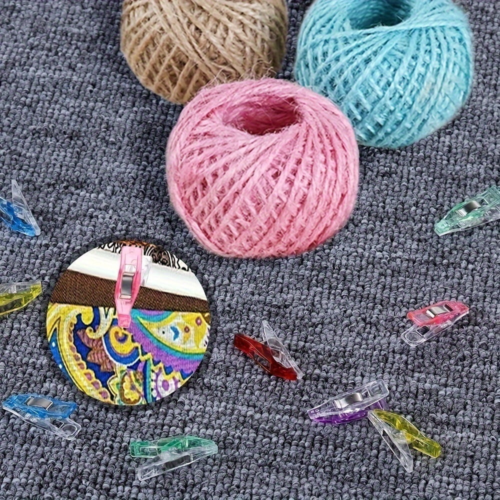 Randomly packed with 10 plastic clips for storage of mixed-color crafts, sewing clips, hemming and fixing clothing clips