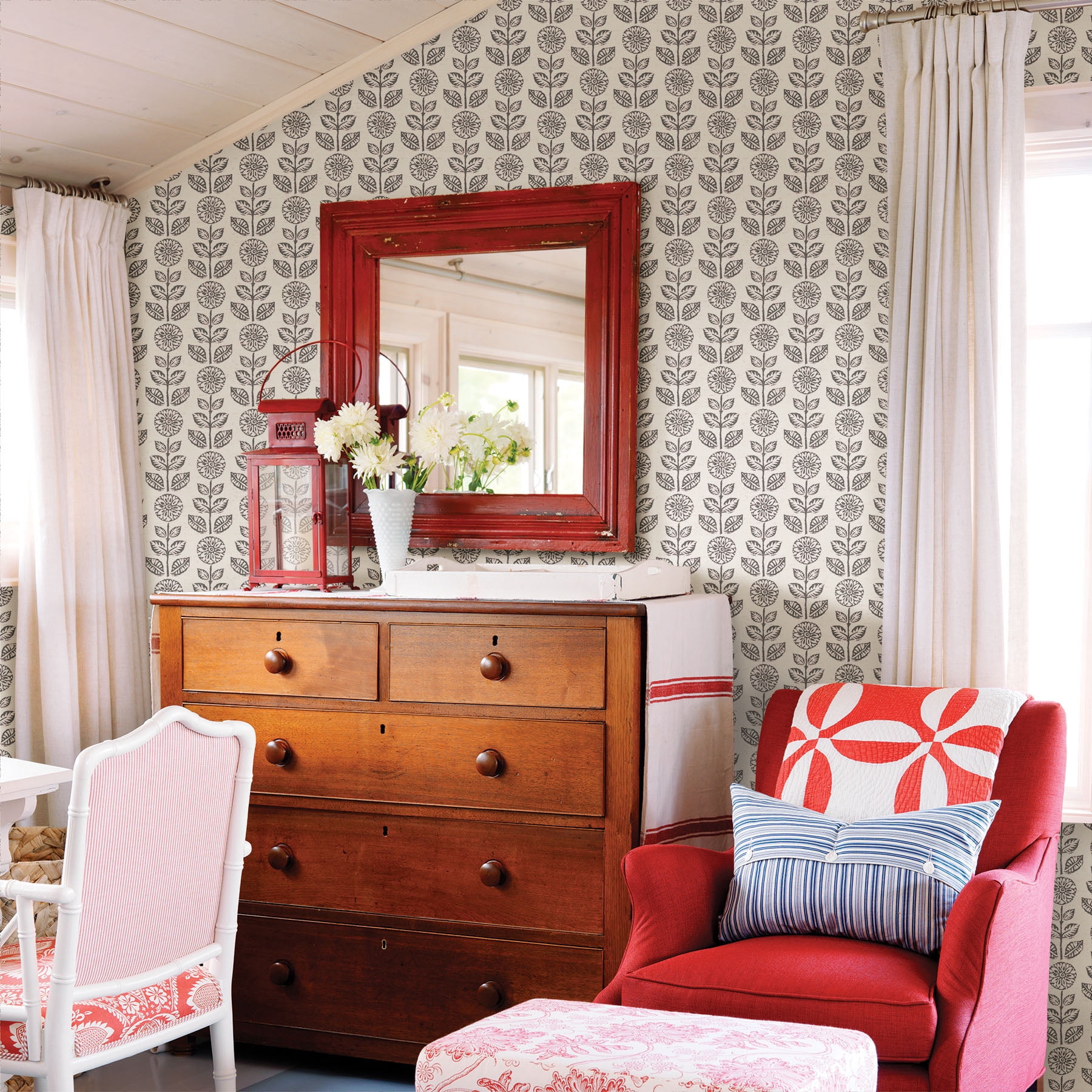 Chesapeake Dolly Black Floral Wallpaper