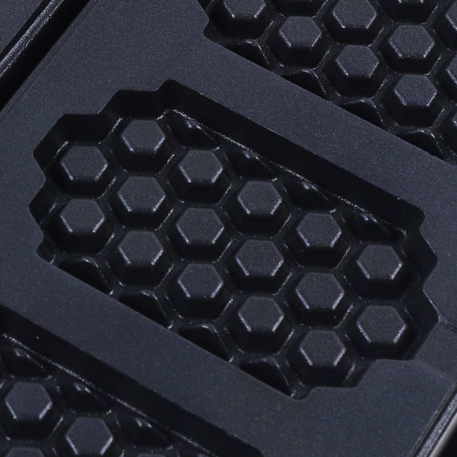 Wildnix Waffle Maker with Clear Alarm, Double-Sided Heating, Non-Stick Aluminum Grids, Makes 3 Honeycomb Waffles at Once, Easy to Clean, Durable Stainless Steel Construction