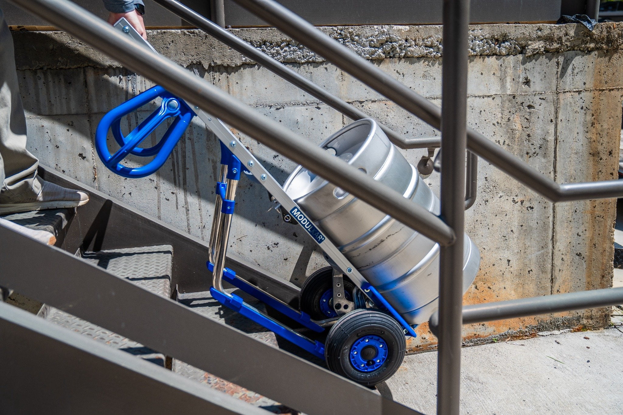 SANO LiftKar MODULKAR Boxer Heavy-Duty Hand Truck – 660 lb Capacity, Lightweight Modular Aluminum Frame, Pneumatic Wheels, Ergonomic Design for Industrial Transport