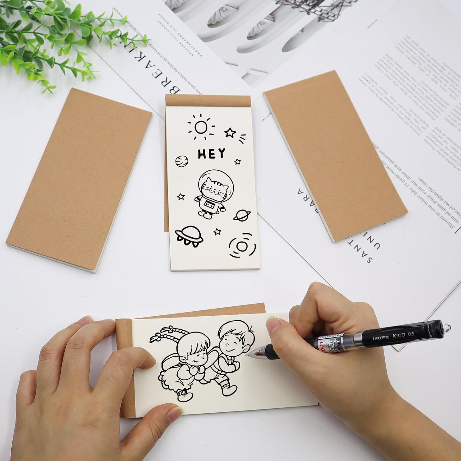 SONGAUN 10 Pieces Flip Book Blank 14 x 7 cm Mini Kraft Sketchbook Small Pocket Drawing Paper 100 Pages Small Note Books Sewn Binding for Cartoon Memos Animation Sketching Travel Reporter