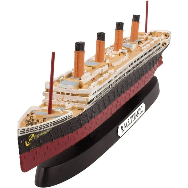 titanic toy model