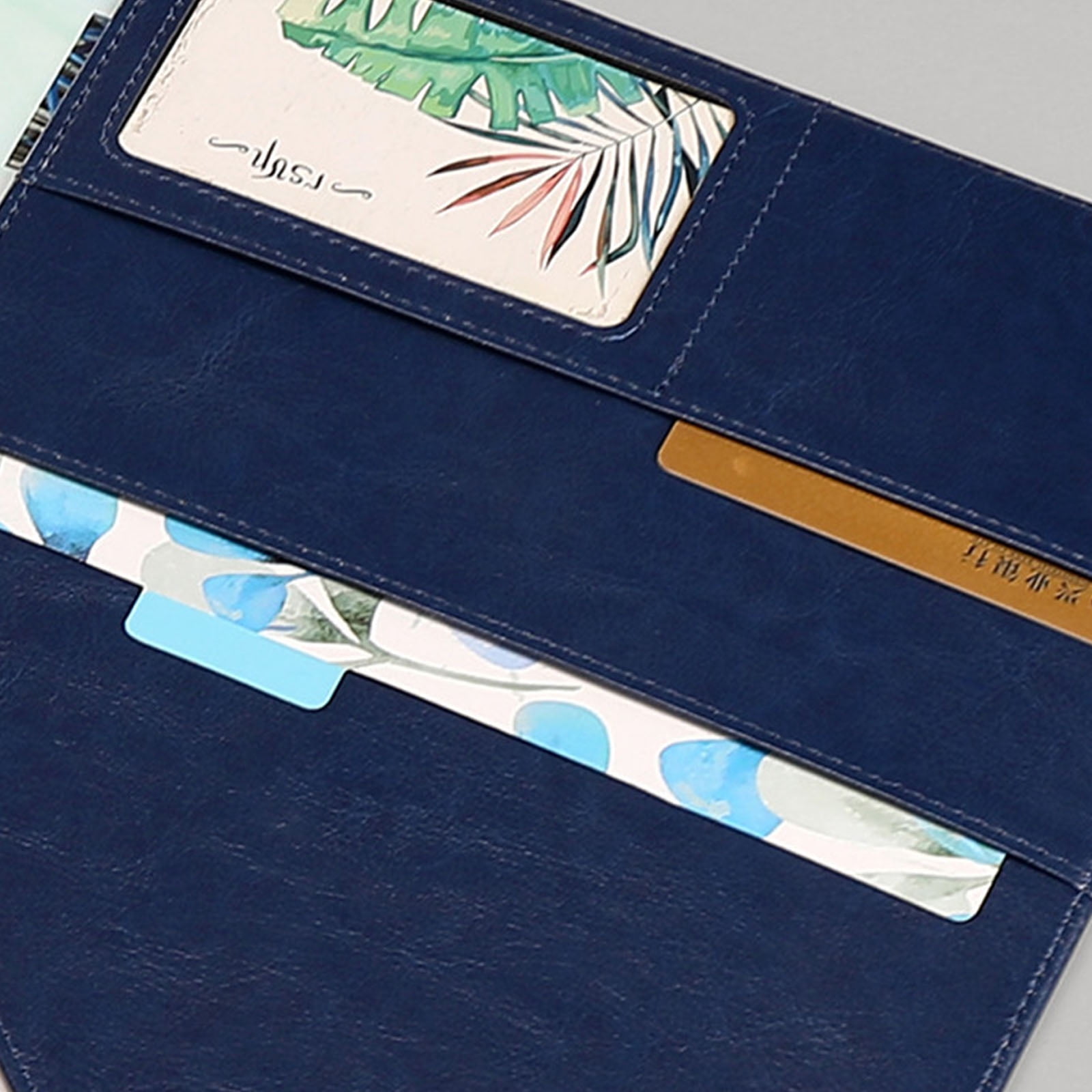 Multifuntional Clipboard with Integrated Storage for Pen and Cards Suitable for Meetings and Daily Office Tasks