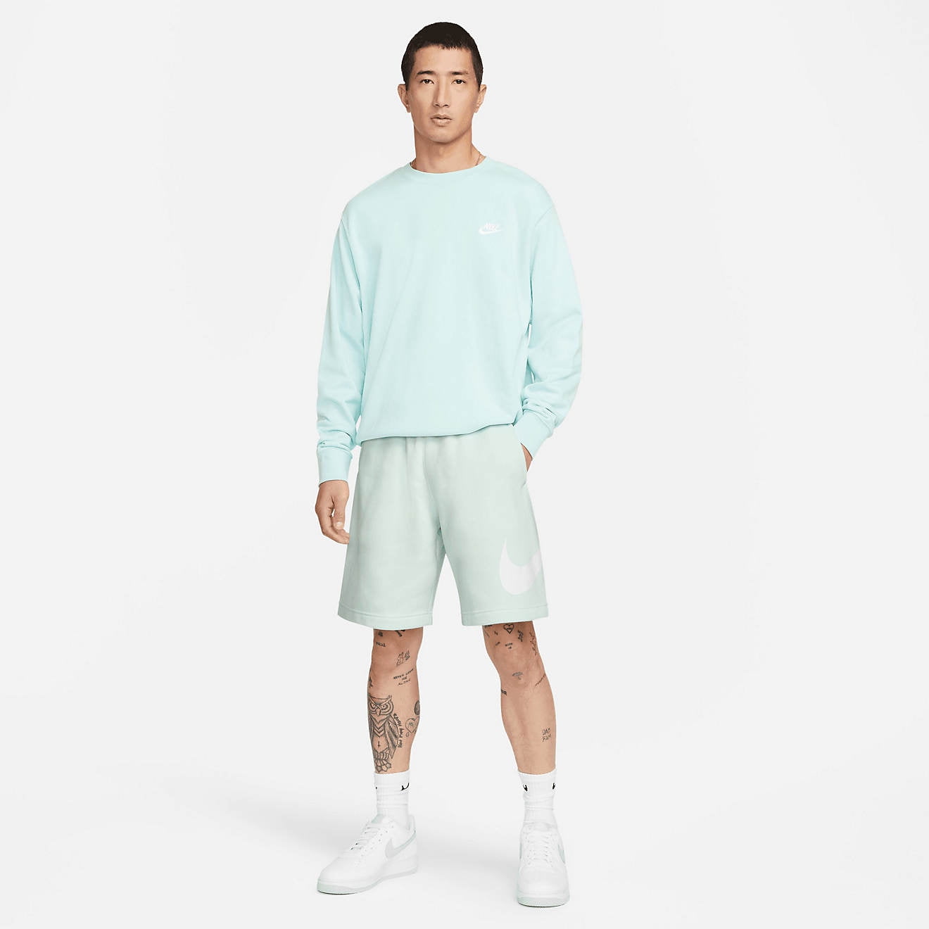 nike men's sportswear club bb gx graphic shorts 10 in