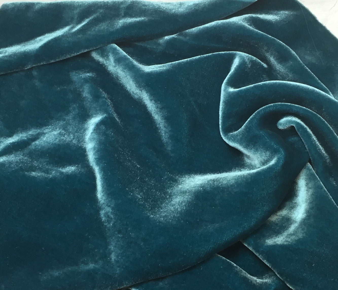 SILK VELVET SOLID FABRIC 45”W CLOTHING/DRAPERY/DRESSES 40COLOR BY YARD FREE SHIP 
