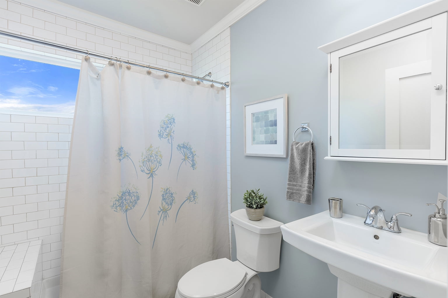 Simply Daisy 70" W x 73" L Just Dandy Polyester Shower Curtain, Light Blue [1 Ct]