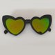 thumbnail image 3 of Gafas de sol en forma de corazón Zulema Lentes Moda PC rosa negro, 3 of 7